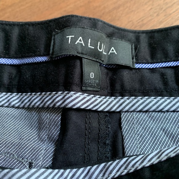 Talula Aritzia Black Shorts - Picture 2 of 2